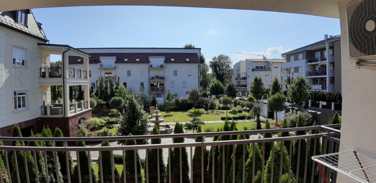 Riviera Wellness Apartman Siófok Exterior foto